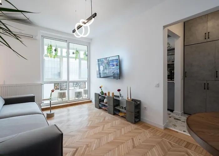 Aesthetic 布加勒斯特